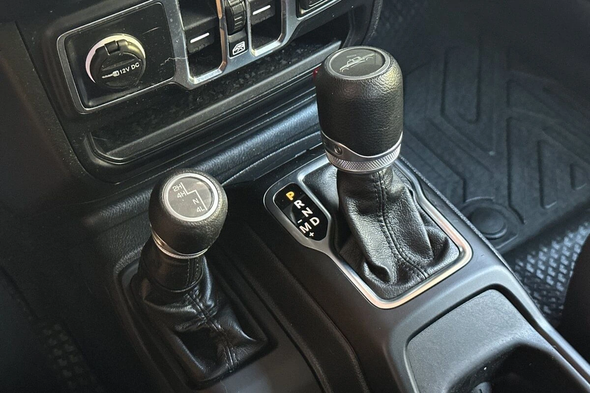2023 Jeep Gladiator Sport S - Photo 20