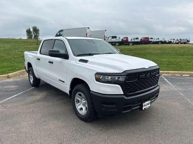 2025 Ram 1500 Tradesman photo 2