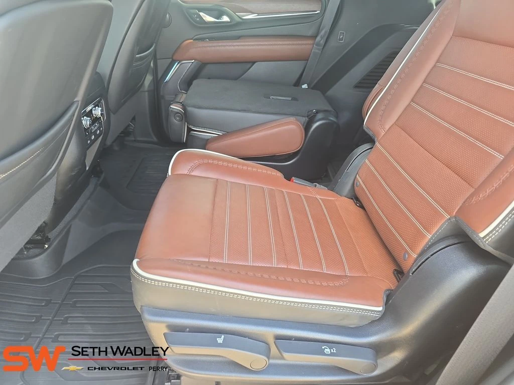 2024 GMC Yukon Denali Ultimate - Photo 15