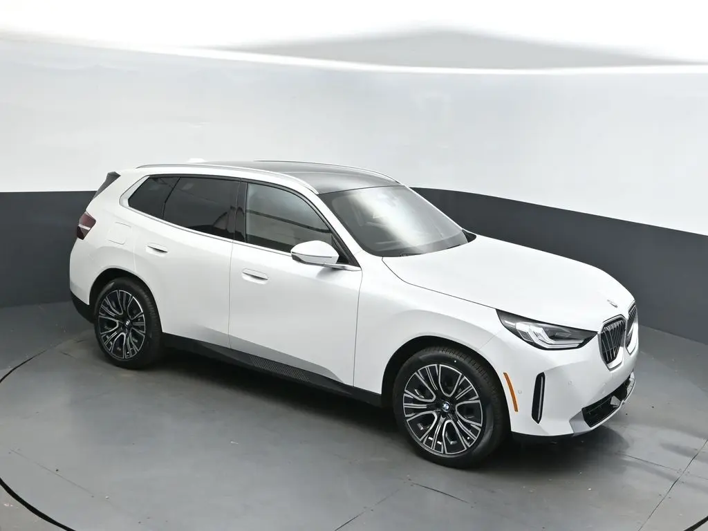 2026 BMW X3 30's photo