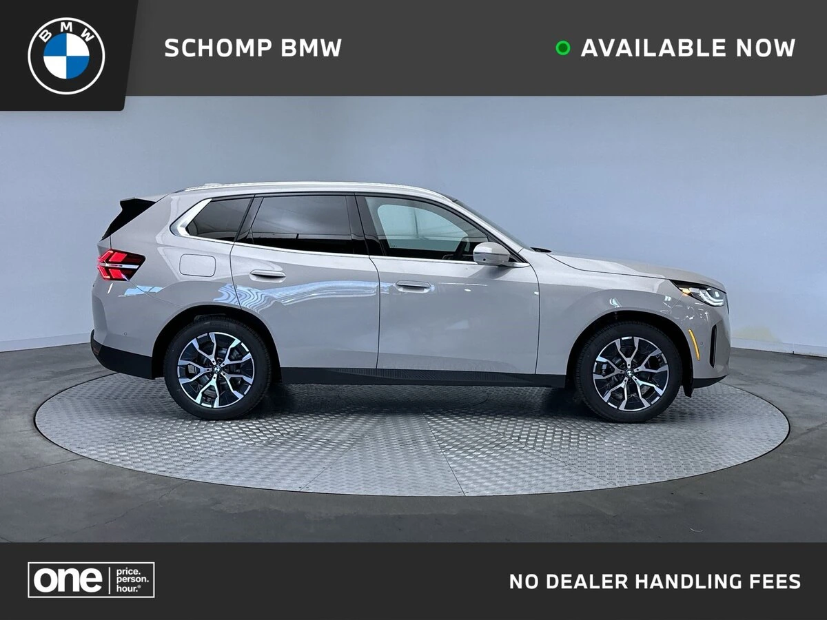 2026 BMW X3 30 XDRIVE's photo