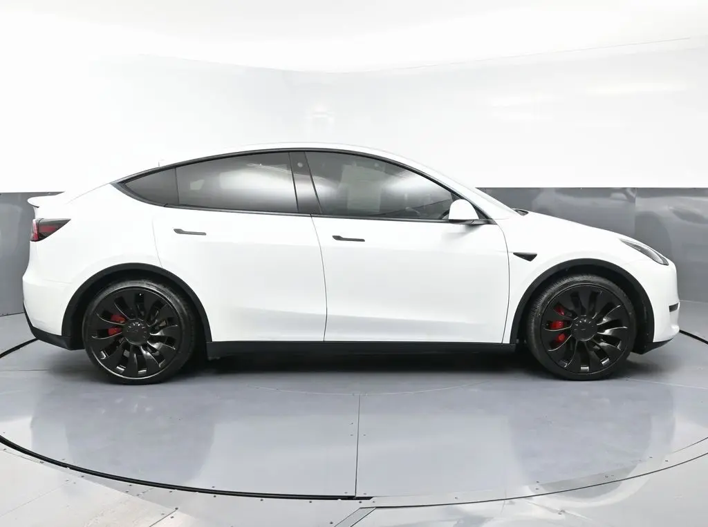 2022 Tesla Model Y Performance photo 7
