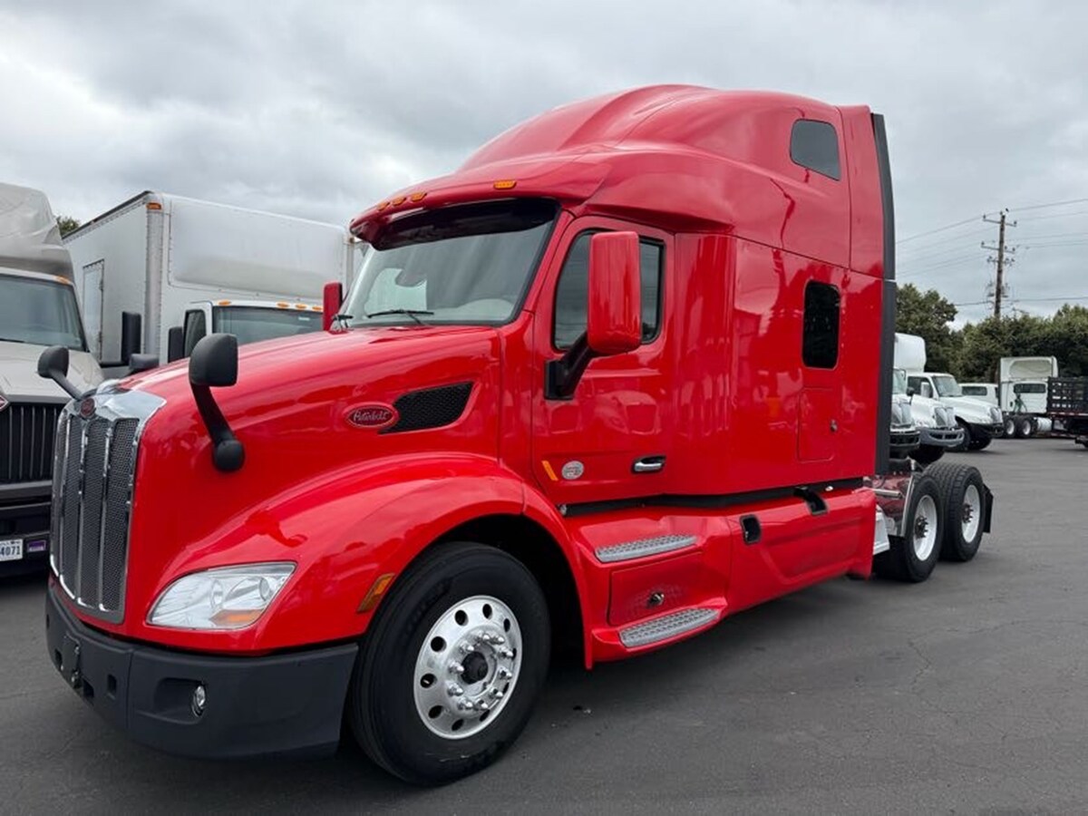 2022 Peterbilt in Portland, OR — photo 4