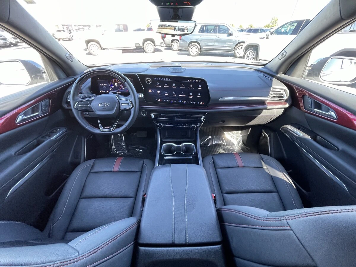 2025 Chevrolet Traverse RS - Photo 36