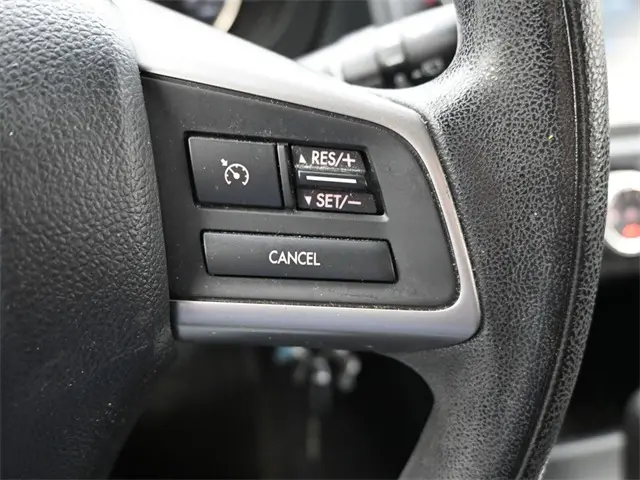 2016 Subaru Impreza 2.0i photo 19