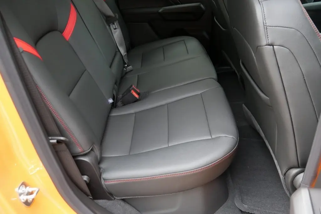 2026 Chevrolet Colorado Z71 photo 24