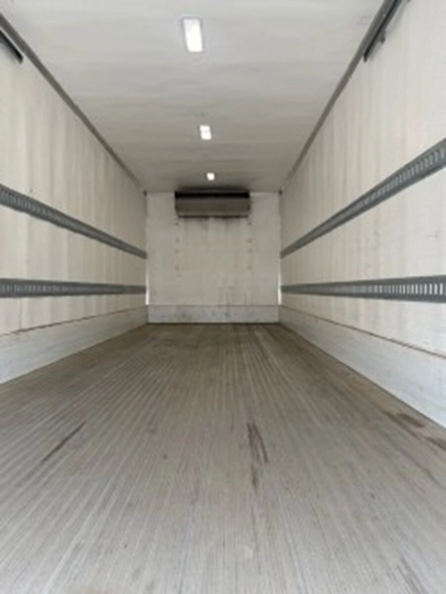 2021 International MV - image 5