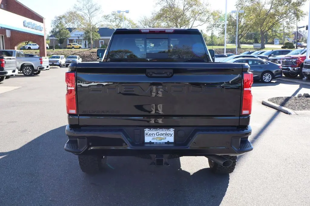 2026 Chevrolet Silverado LT photo 30