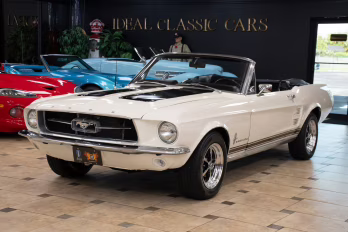 1967 Wimbledon White Ford Mustang