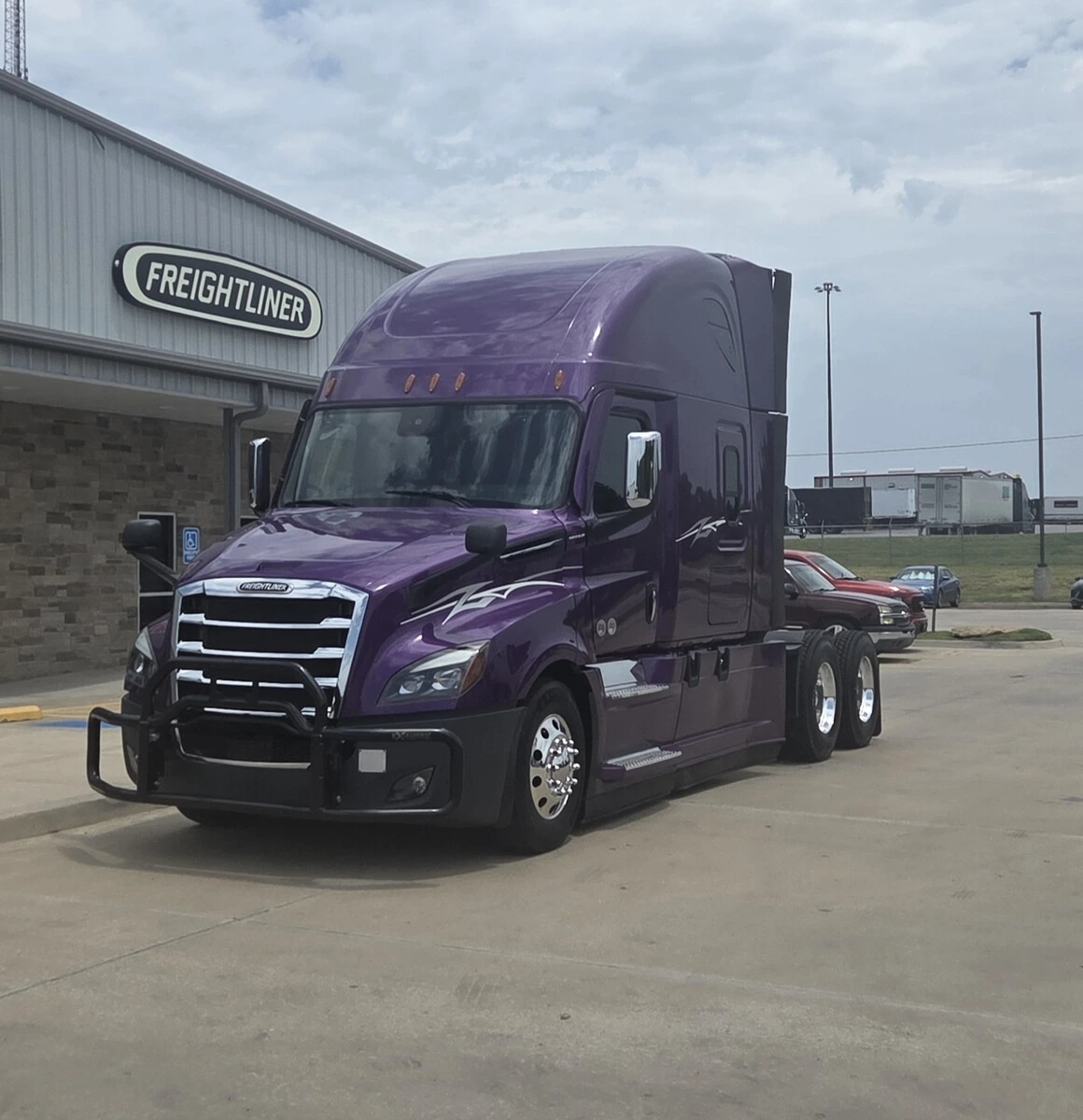 2025 Freightliner Cascadia