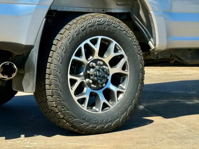 2021 Ford F-350 photo 13