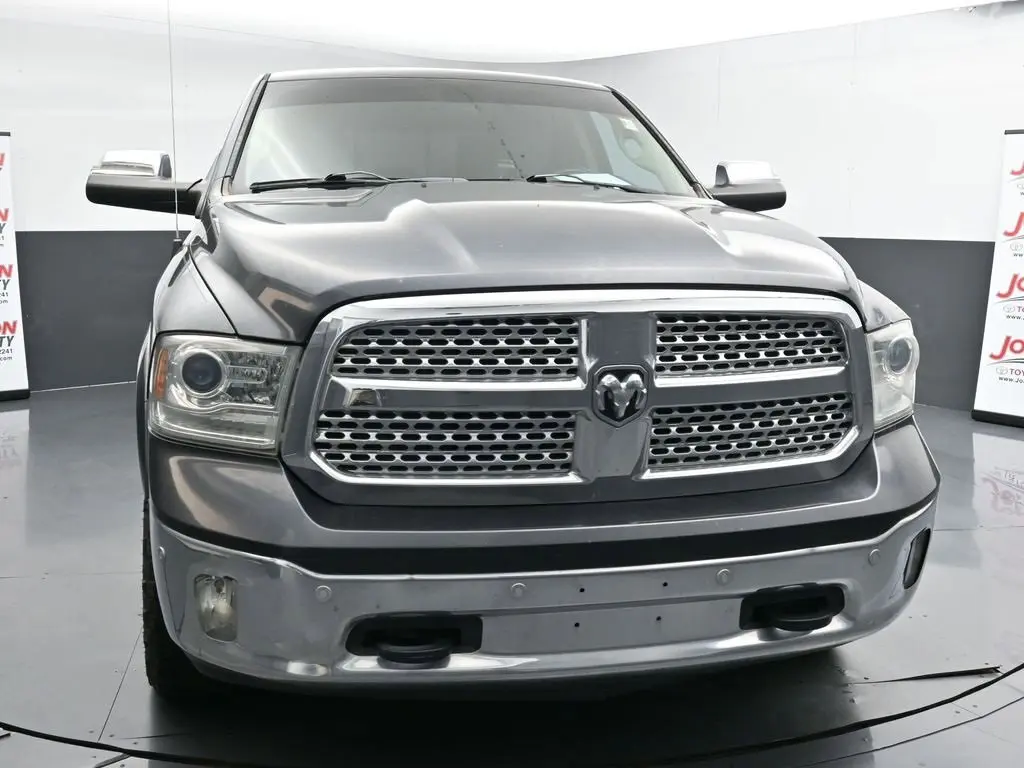 2014 Ram 1500 Laramie photo 3