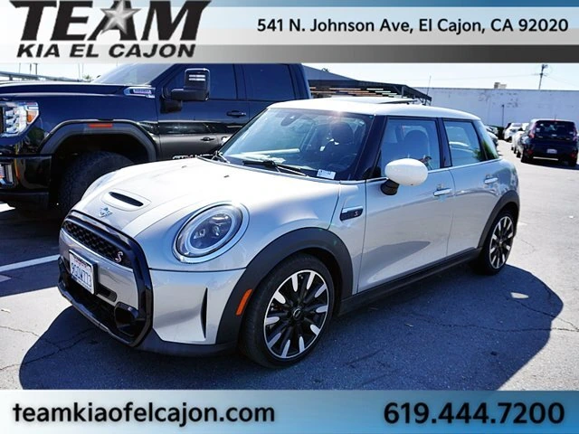 2023 MINI Hardtop 4 Door