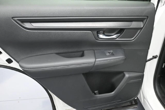 2026 Honda CR-V LX - Photo 15