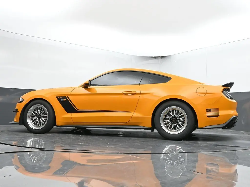2019 Ford Mustang GT Premium photo 31