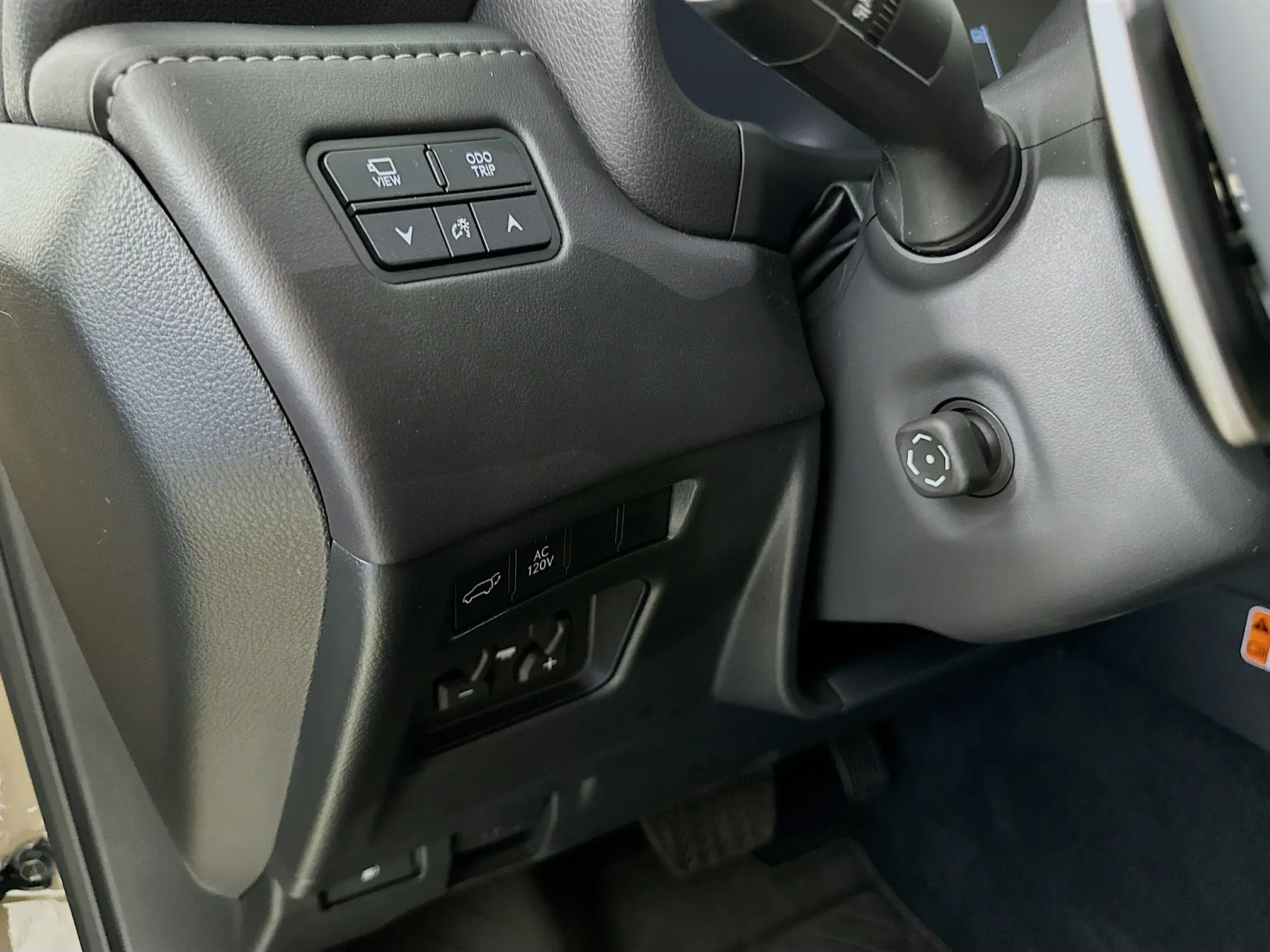 2025 Lexus LX photo 21