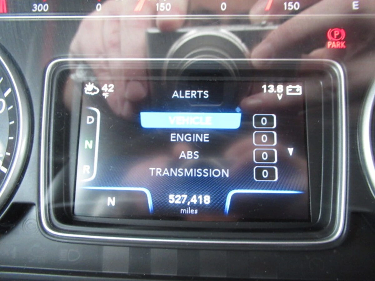 2021 International LoneStar - image 17