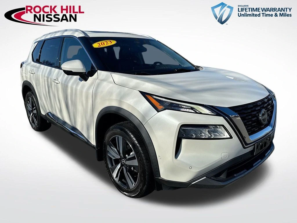 2023 Nissan Rogue SL's photo