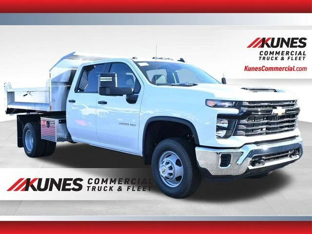 2025 Chevrolet Silverado 3500HD Work Truck's photo