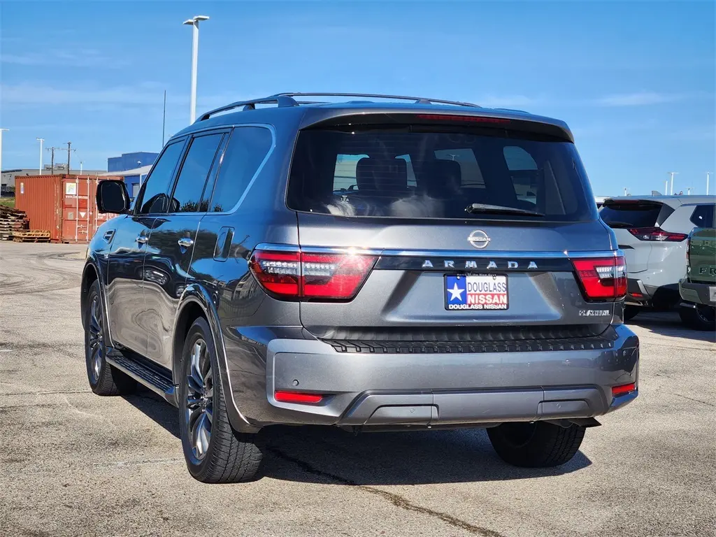 2022 Nissan Armada Platinum photo 4