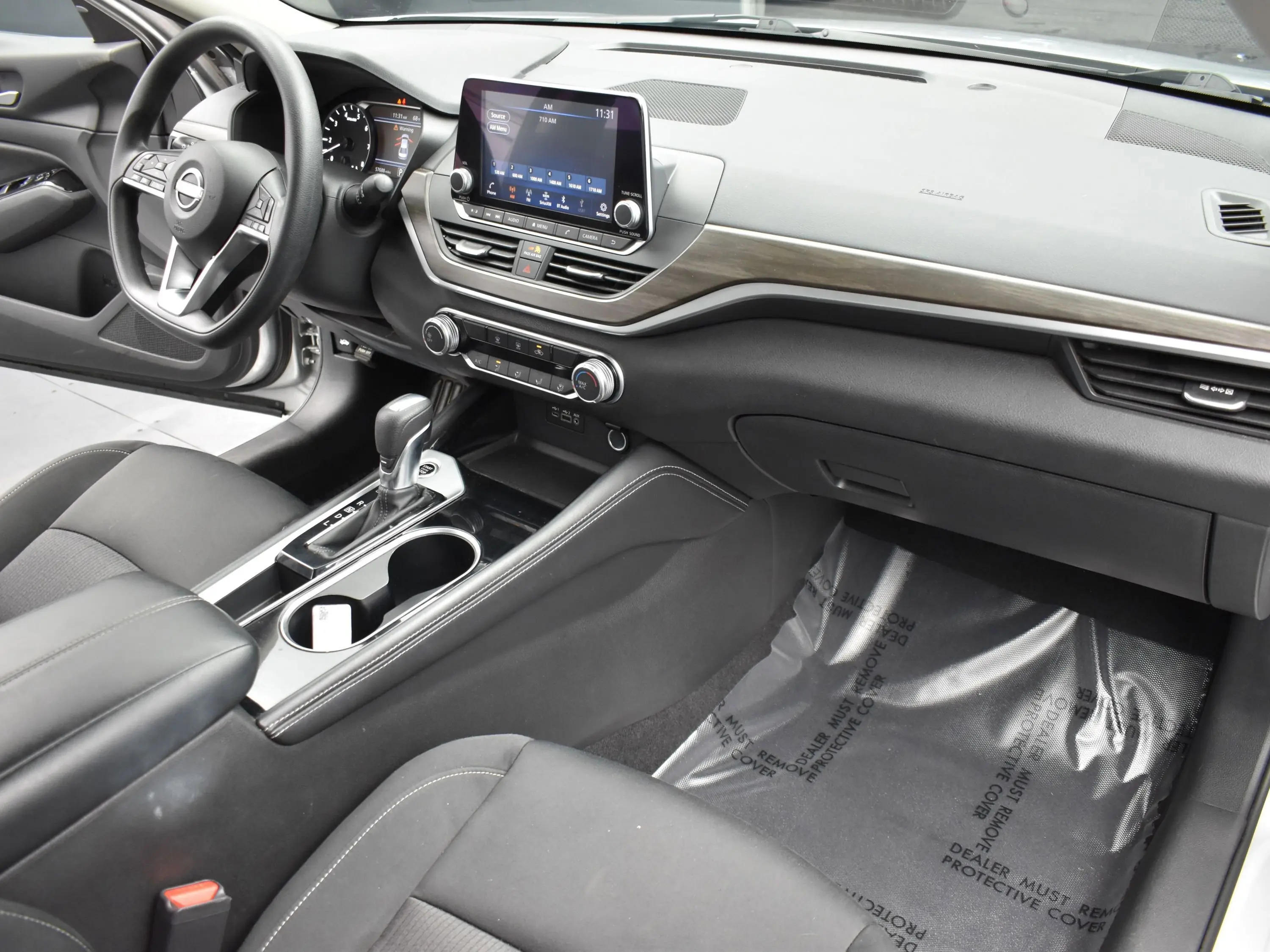 2023 Nissan Altima 2.5 SV photo 9