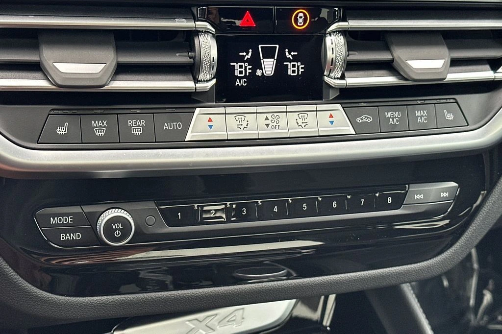 2025 BMW X4 30i - Photo 21