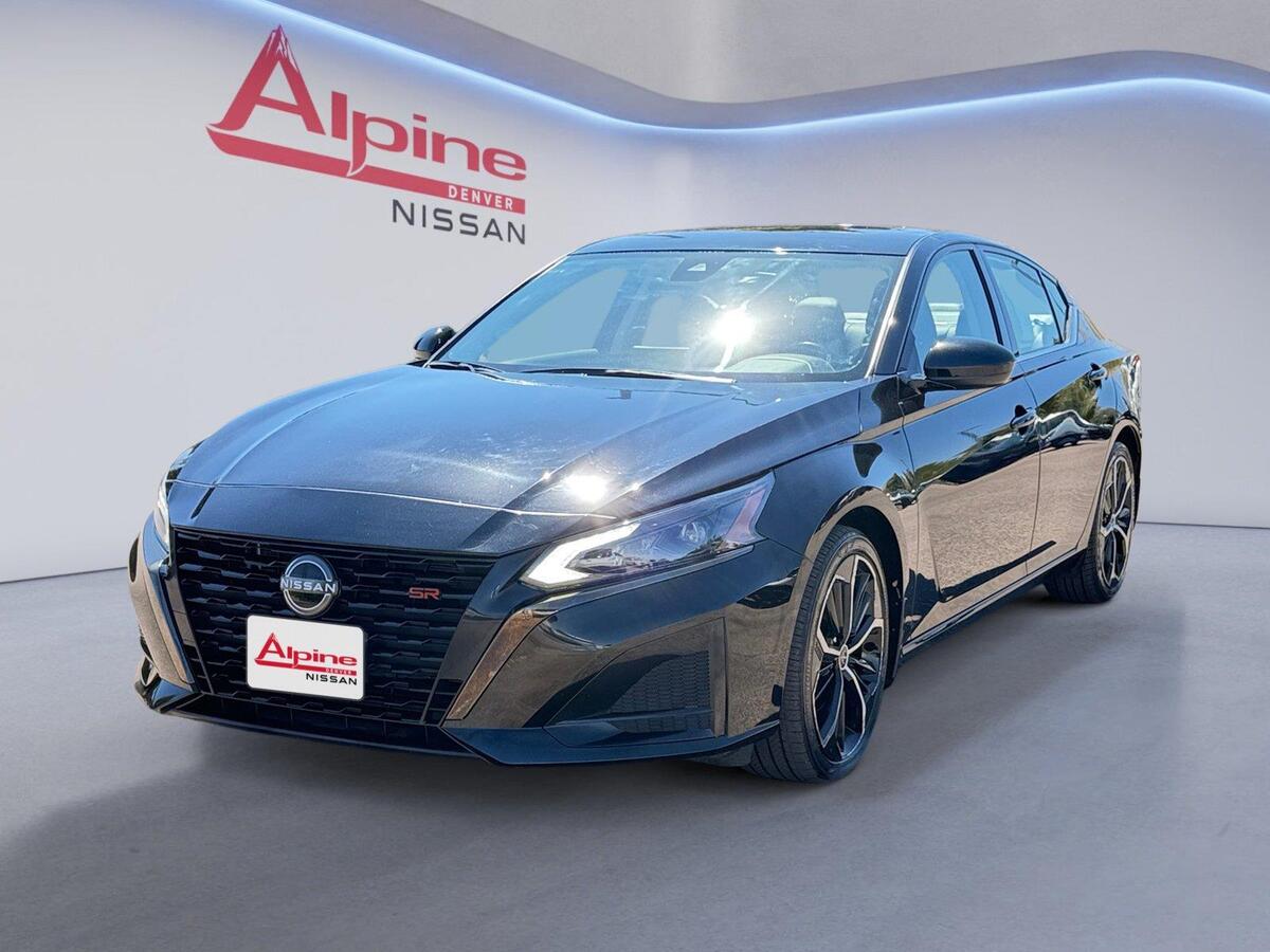 Super Black 2023 Nissan Altima Sedan Front-Wheel Drive Continuously Variable Transmission