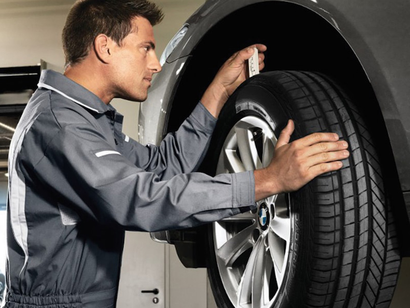 Warning signs your BMW may need a Tire Service