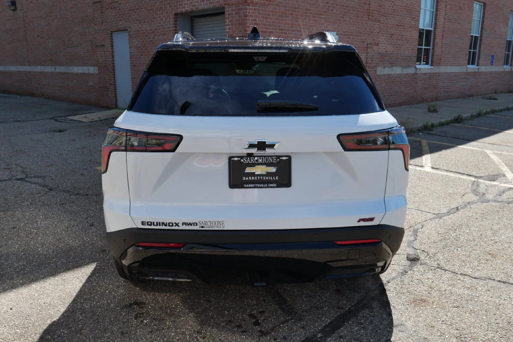 2027 Chevrolet Equinox RS - Photo 6