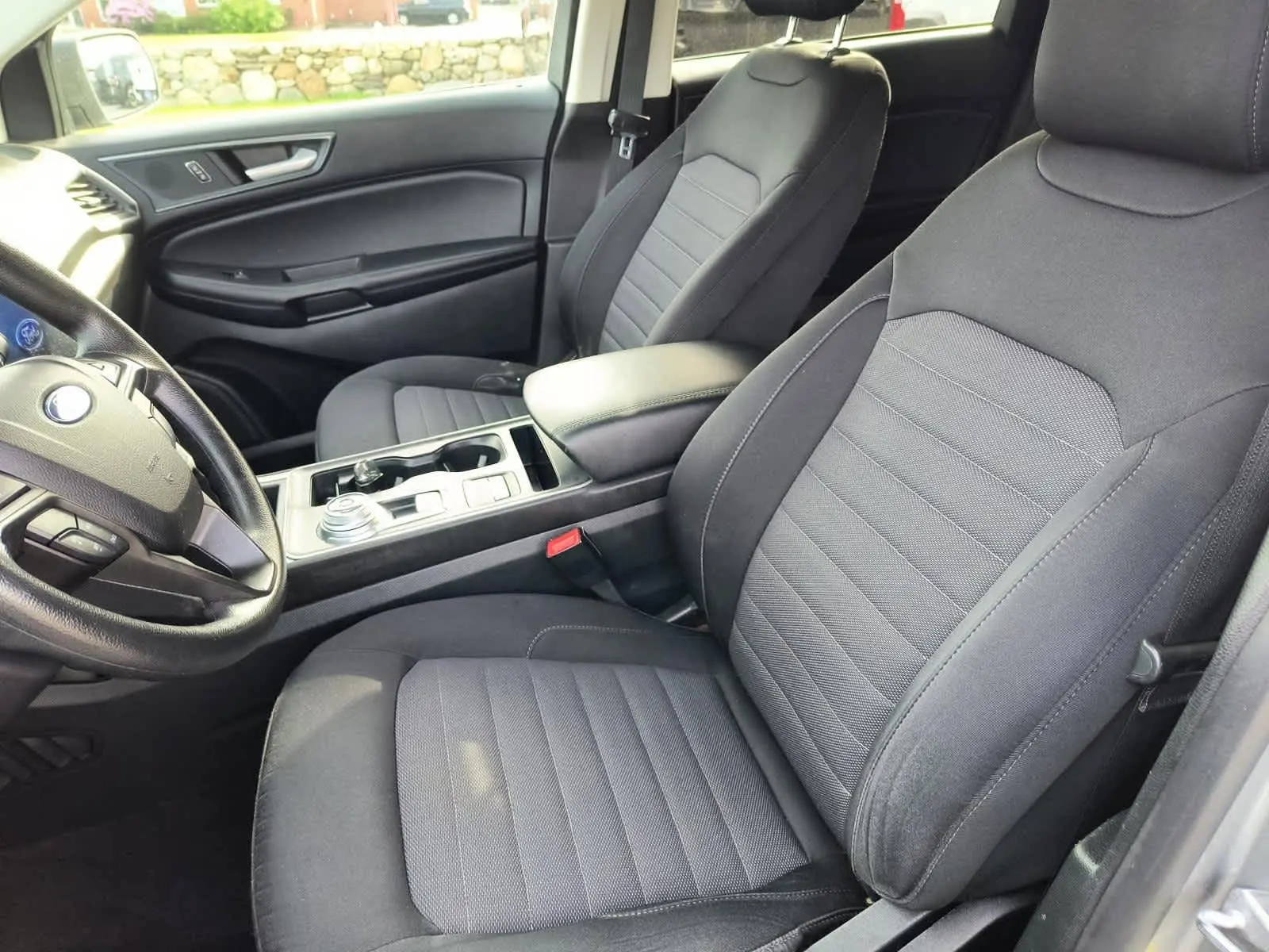 2022 Ford Edge SE photo 15