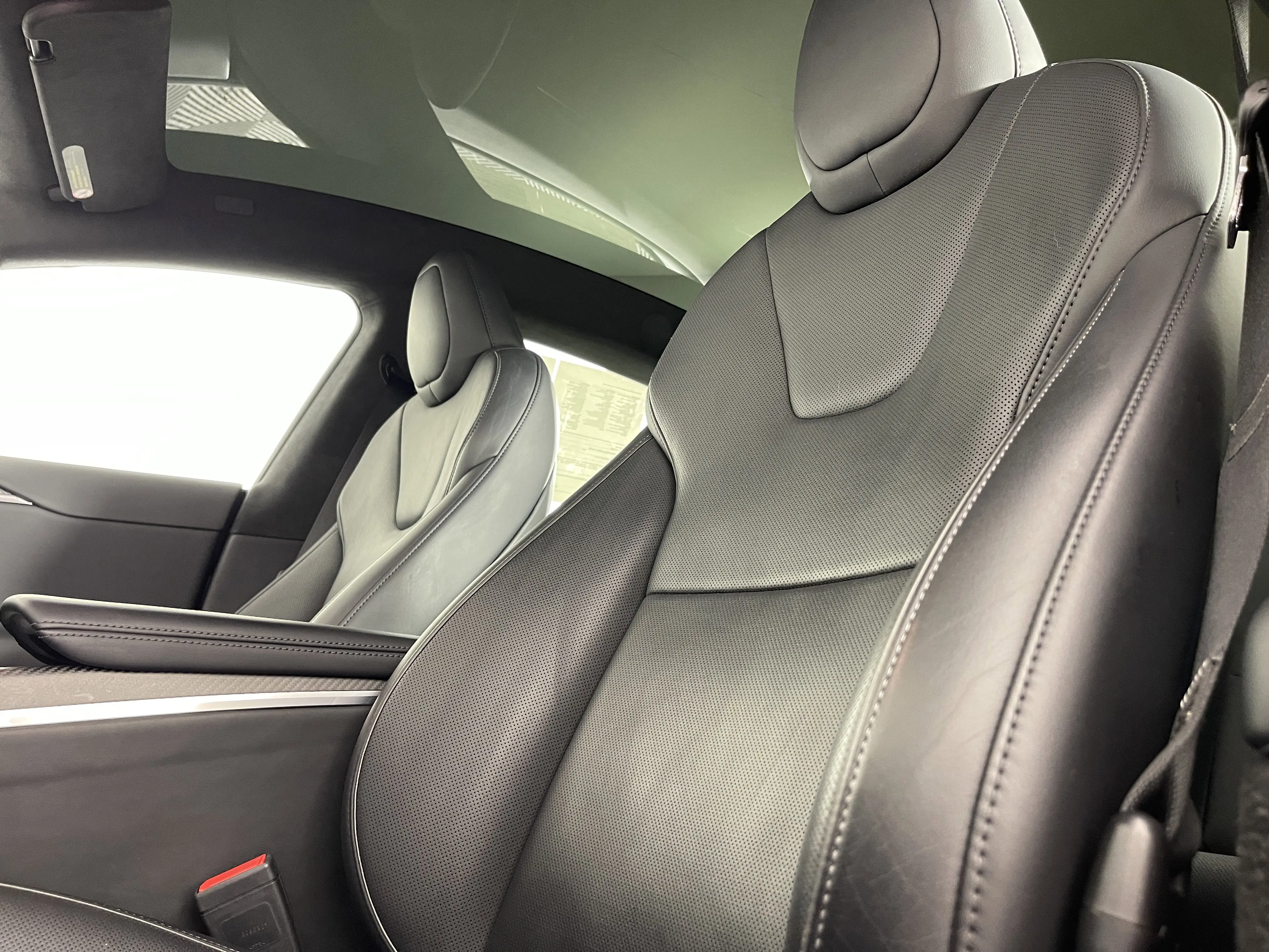 2022 Tesla Model S Plaid AWD photo 20