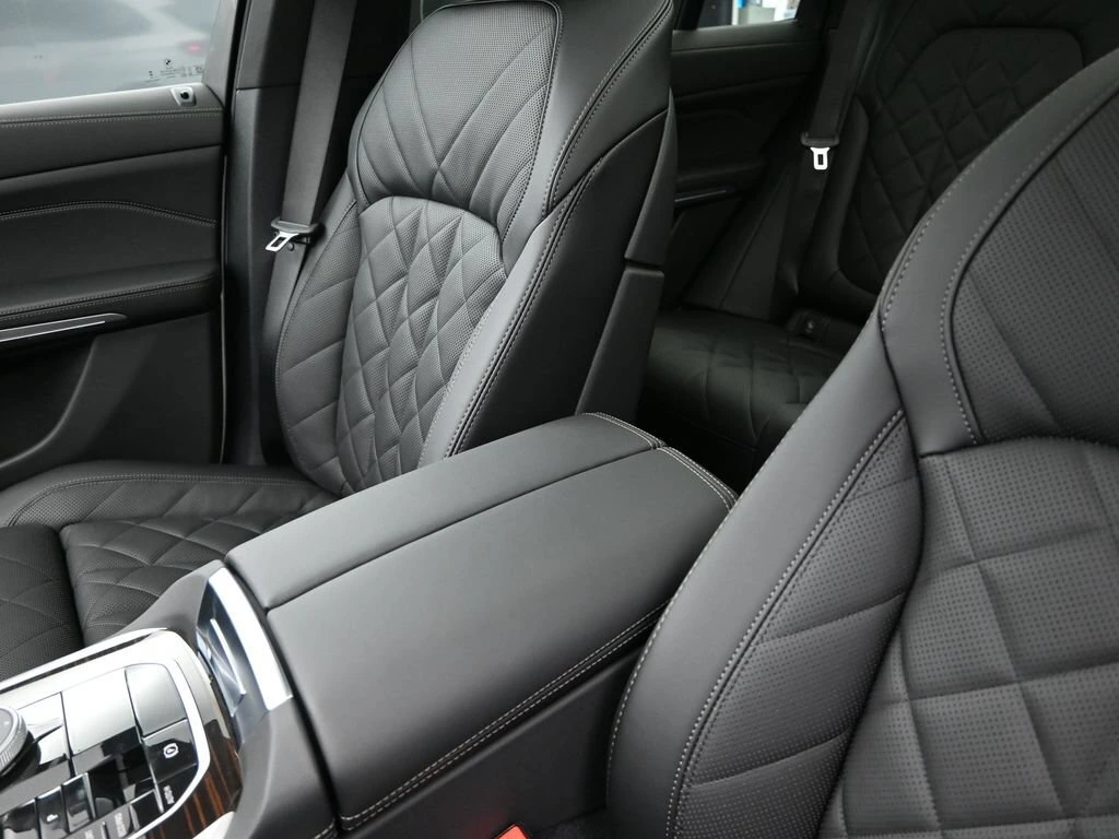 2026 BMW X5 40i - Photo 14