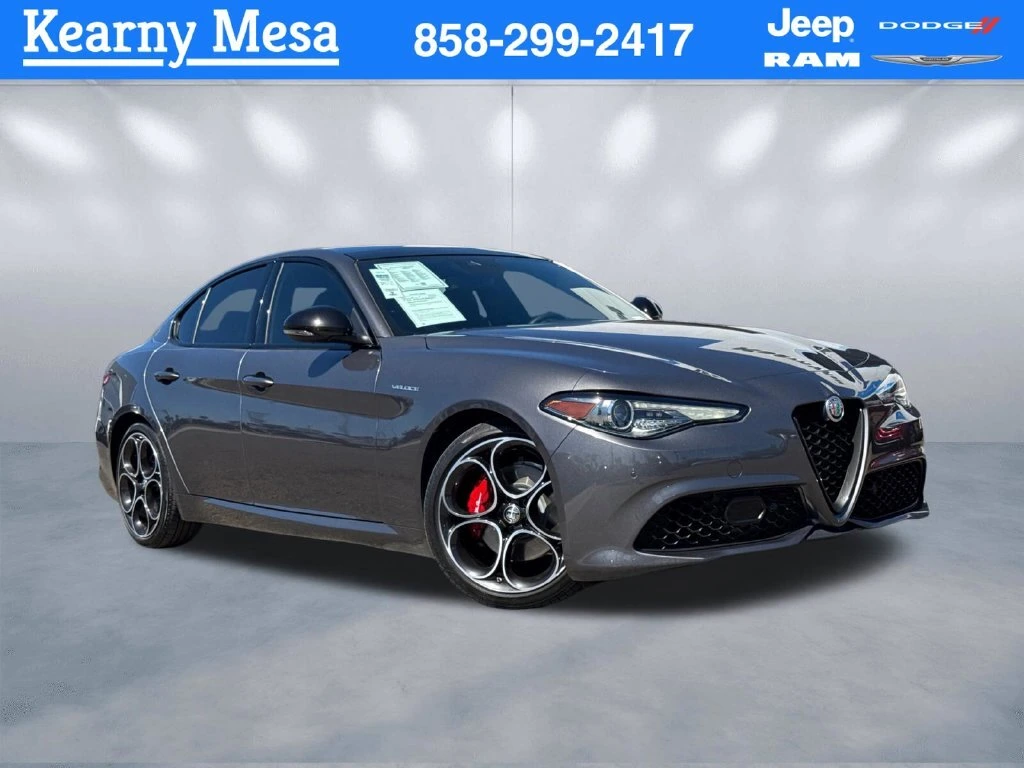 2022 Alfa Romeo Giulia