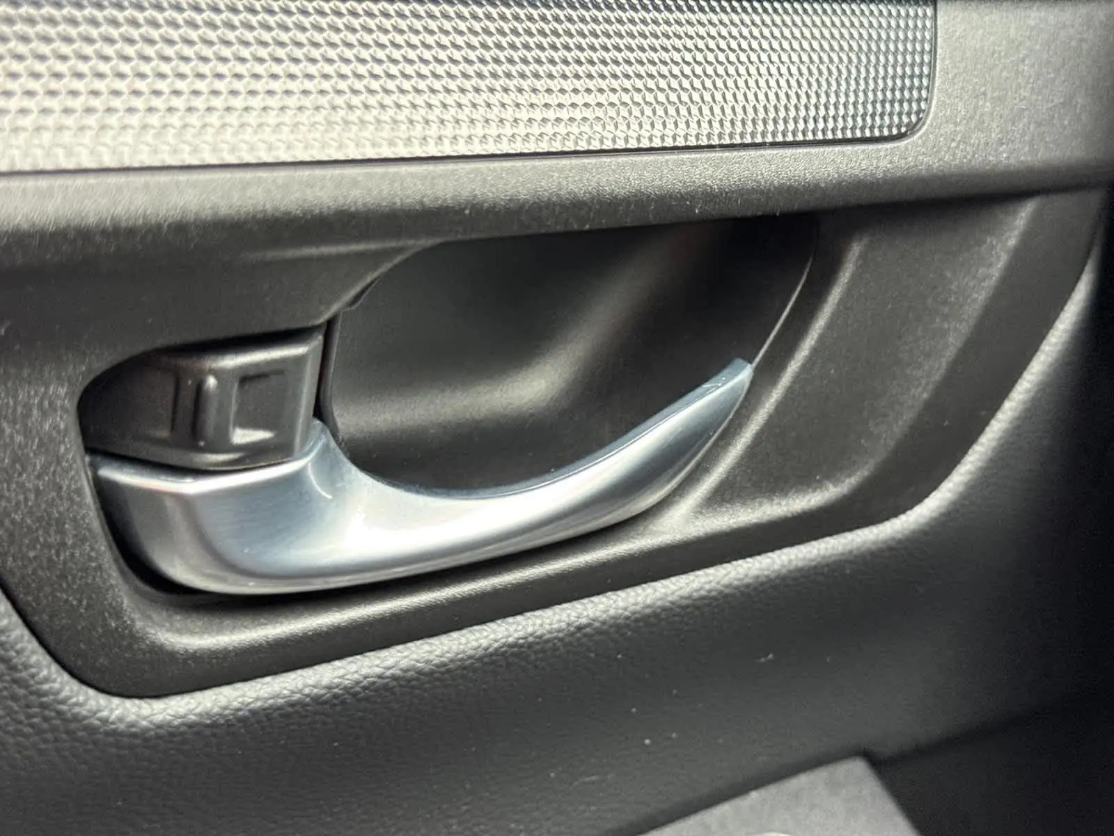2023 Honda CR-V EX photo 24