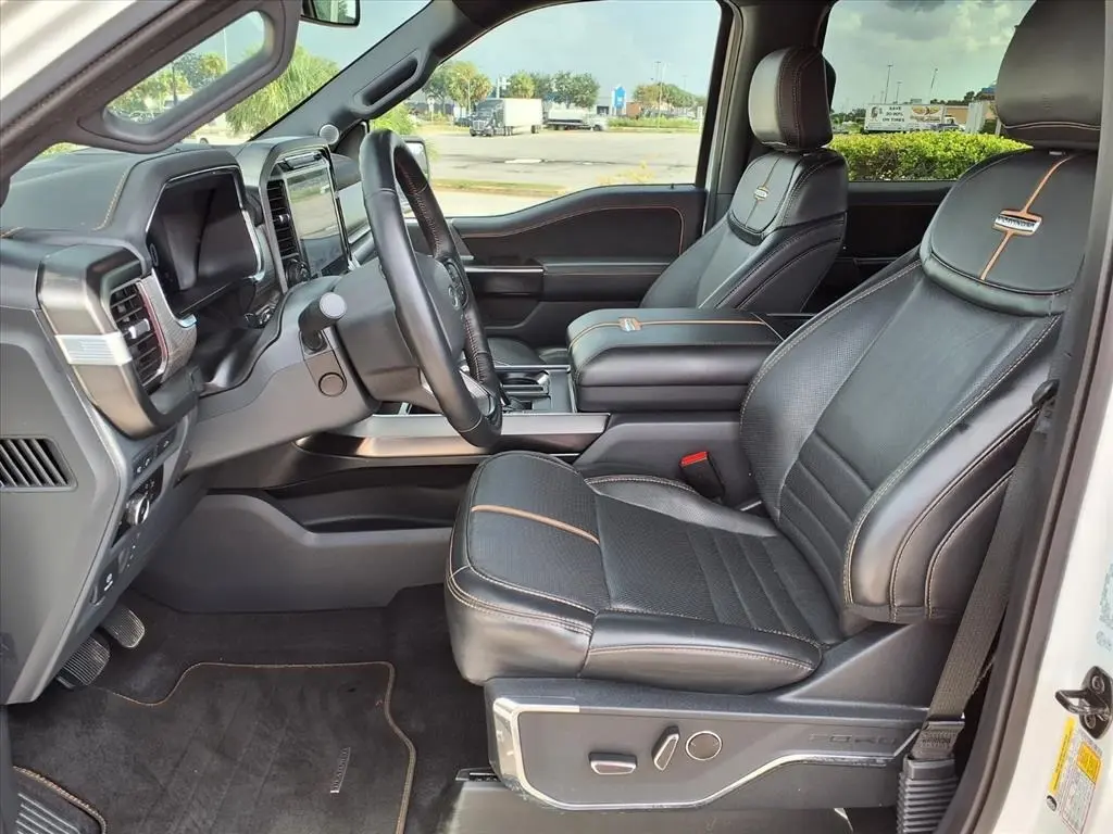2023 Ford F-150 Platinum photo 23