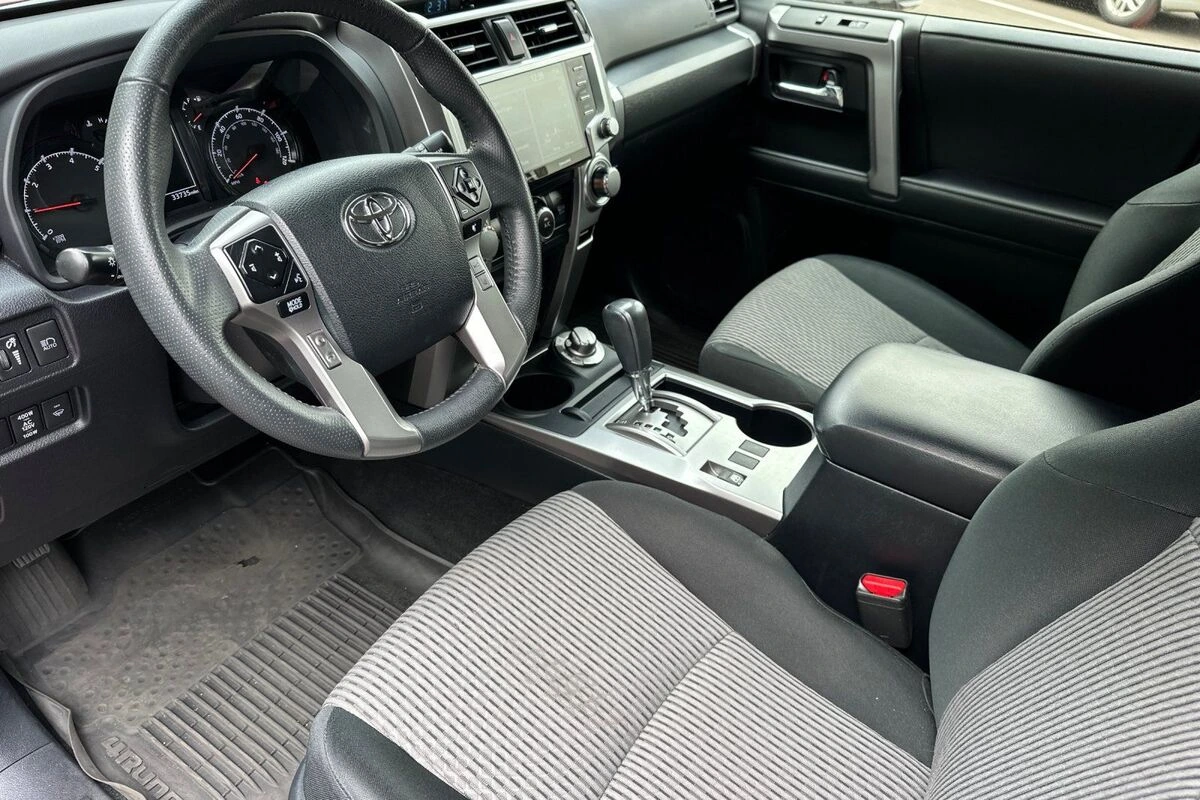 2024 Toyota 4Runner SR5 - Photo 10