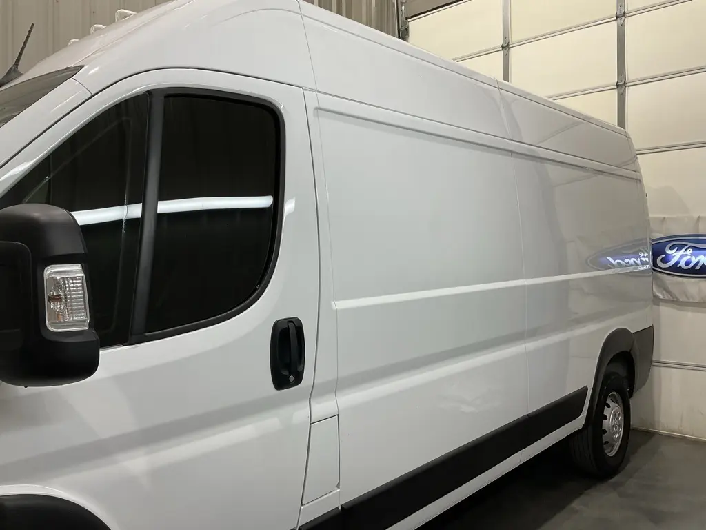 2024 Ram ProMaster 2500 photo 2
