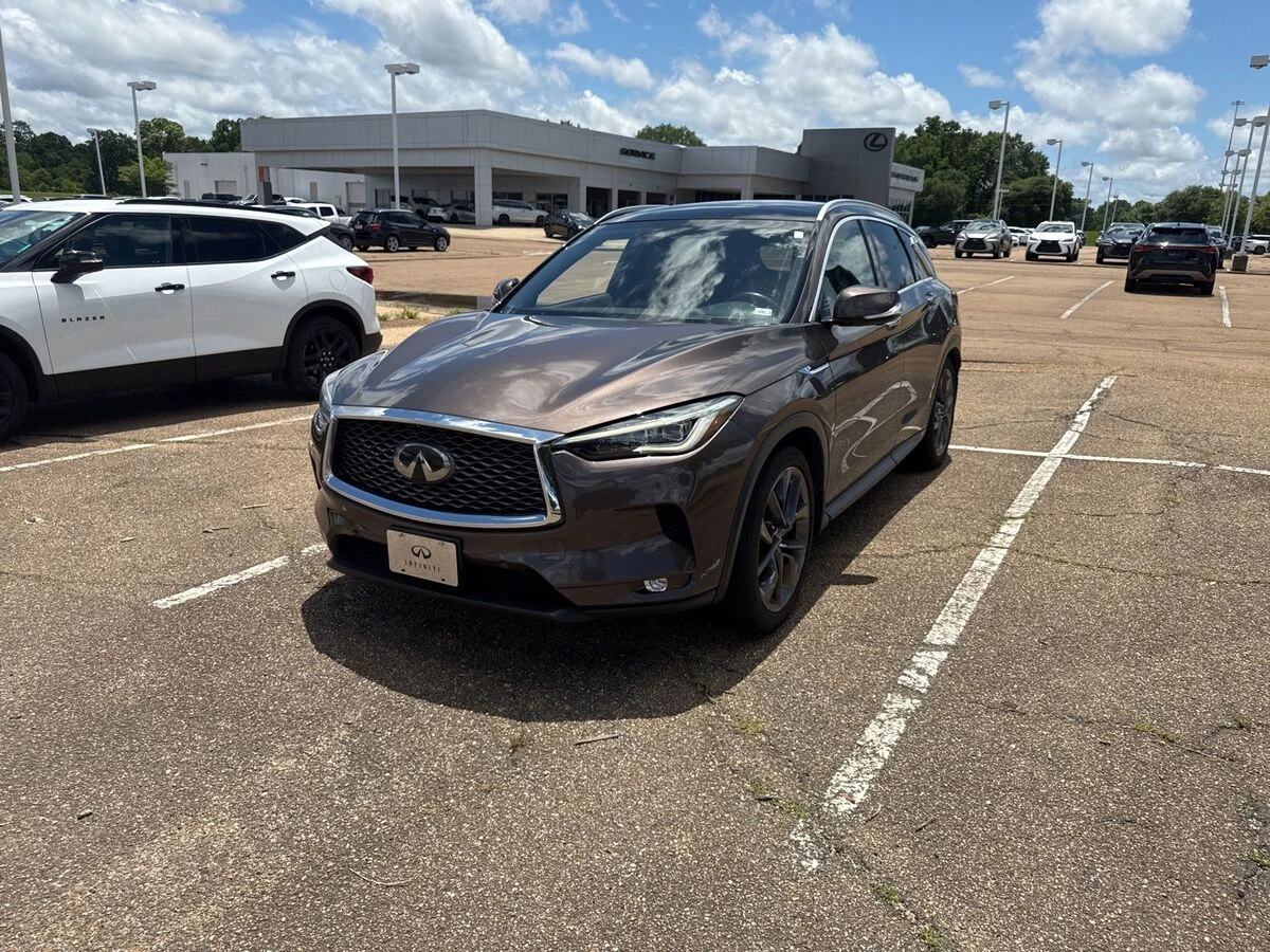 2019 INFINITI QX50 Essential AWD's photo