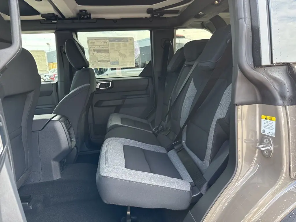 2025 Ford Bronco Big Bend photo 24