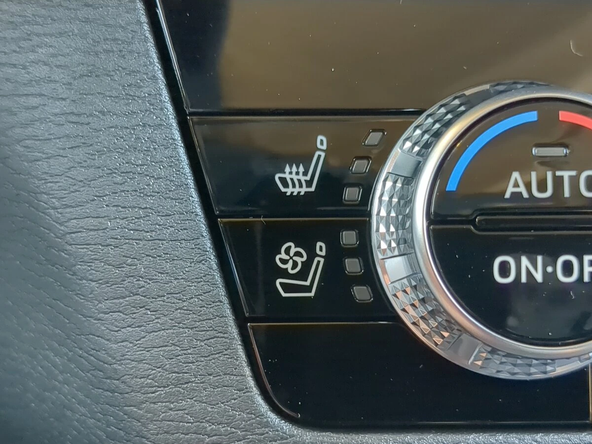2026 Mitsubishi Outlander SEL - Photo 29