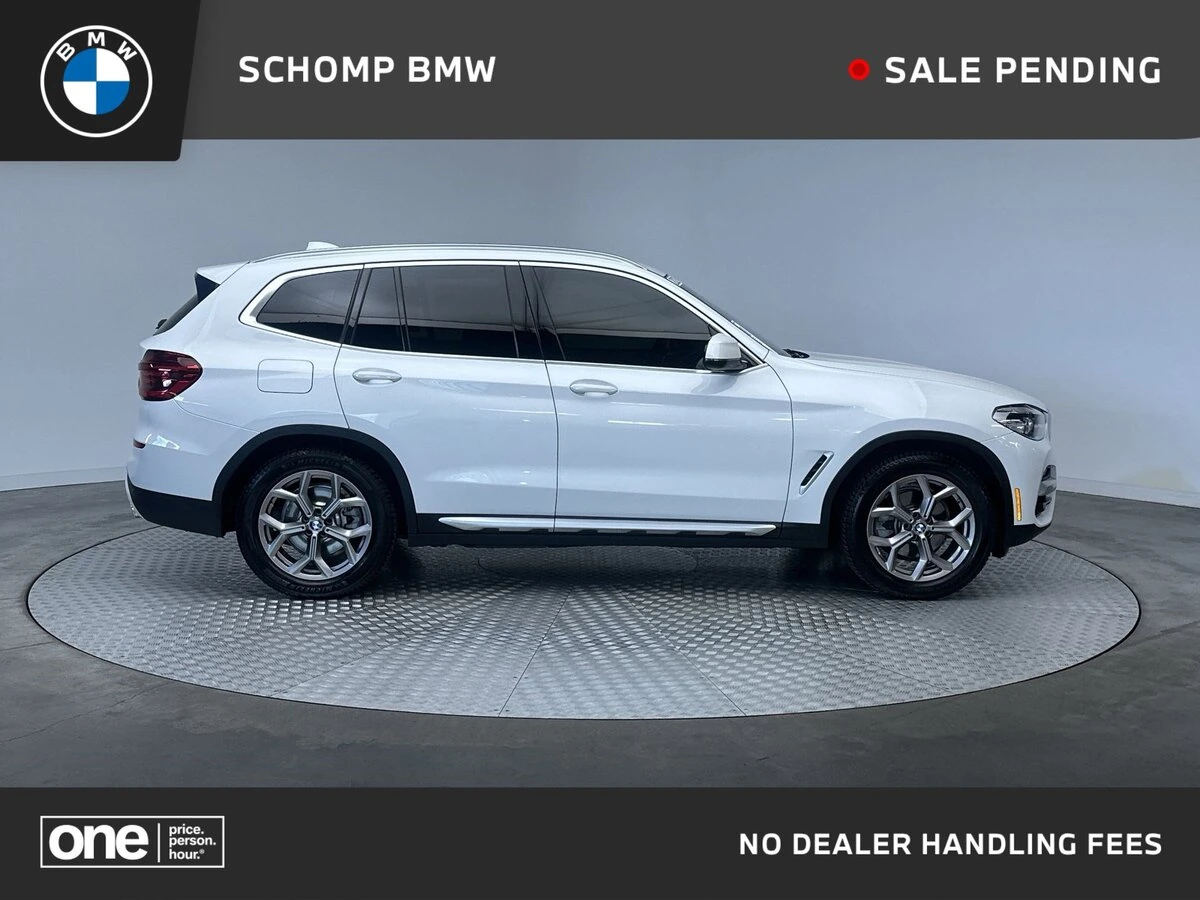 2020 BMW X3 xDrive30i's photo