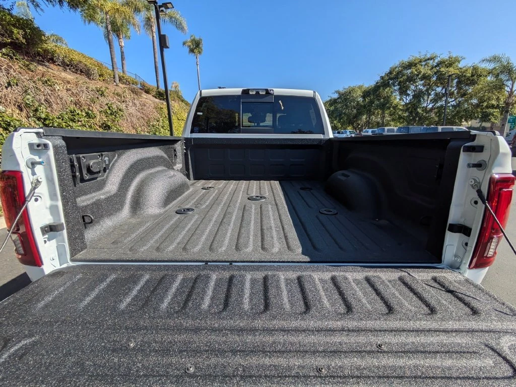 2026 RAM 2500 Laramie - Photo 24