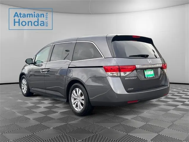 2016 Honda Odyssey EX-L photo 3