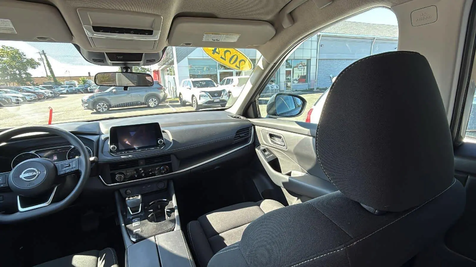 2024 Nissan Rogue S photo 19