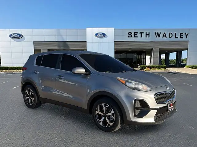 2022 Kia Sportage LX's photo