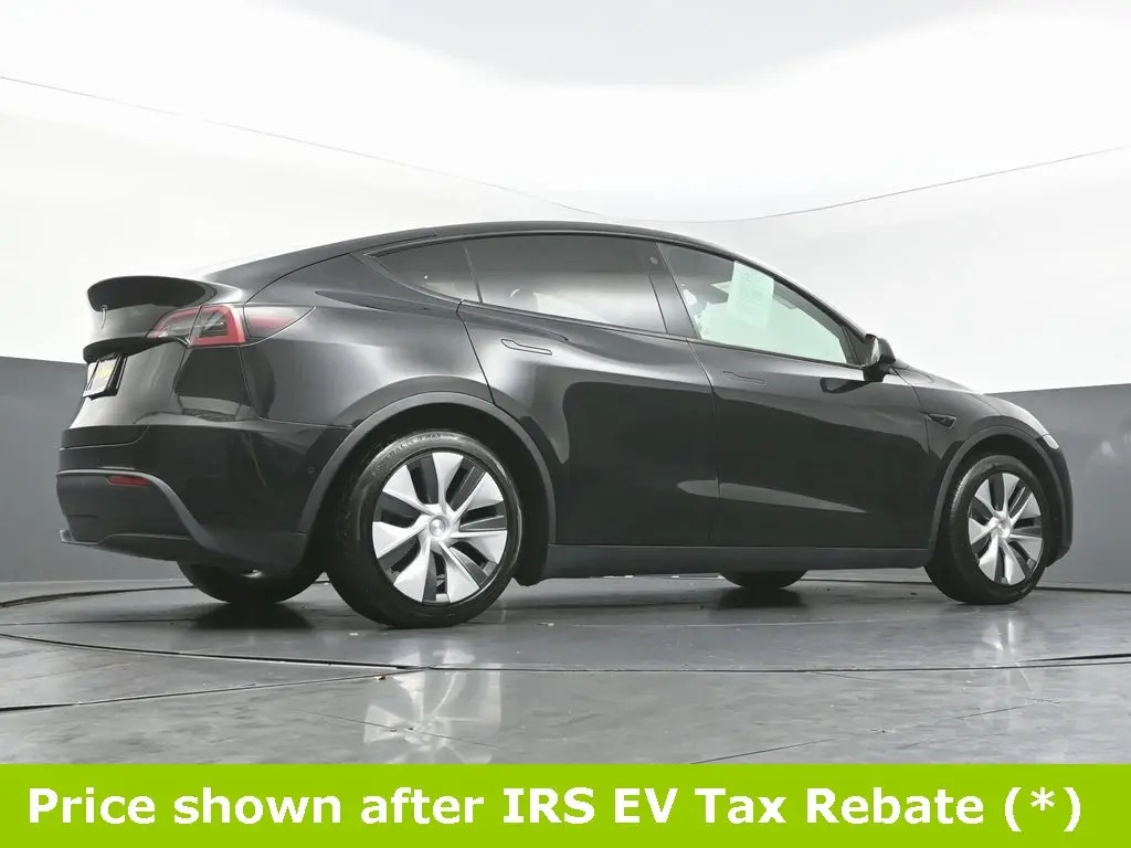 2021 Tesla Model Y Standard Range photo 46