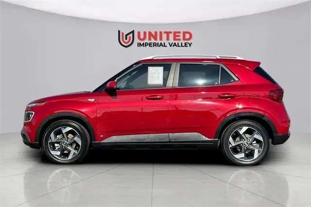 2022 Hyundai Venue SEL Limited photo 3