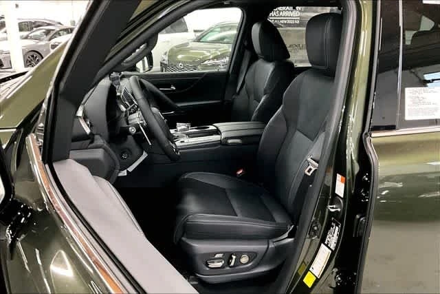 2026 Lexus LX 600 Luxury - Photo 9