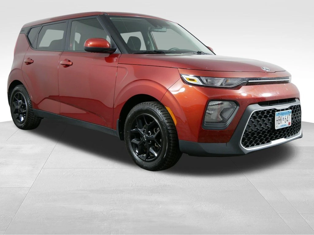 Used 2020 Kia Soul S with VIN KNDJ23AU1L7106115 for sale in Minneapolis, Minnesota