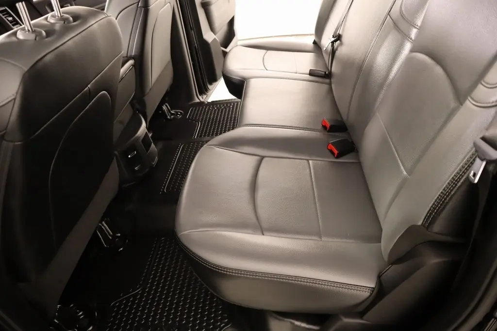 2024 Ram 2500 Tradesman photo 3